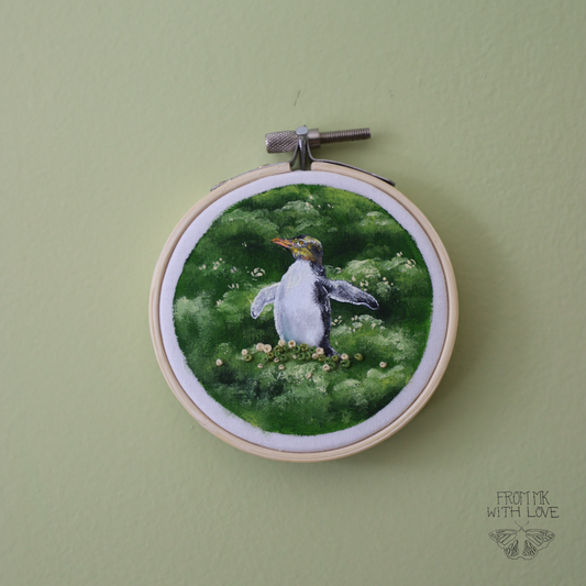 Yellow-Eyed Penguin Embroidery - 3"