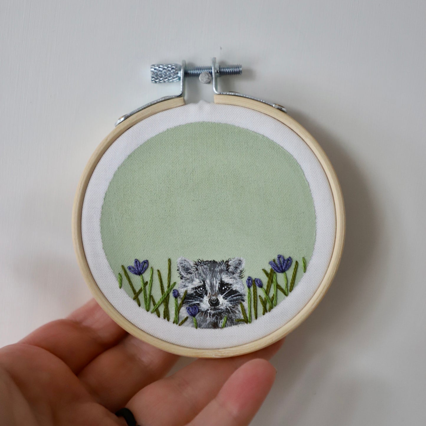 Raccoon Embroidery - 3"