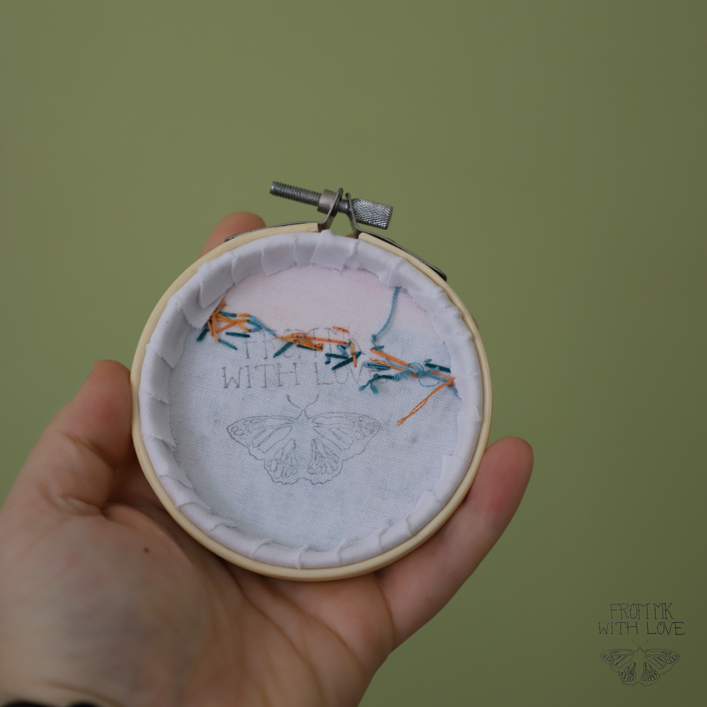 Beluga Embroidery- 3"