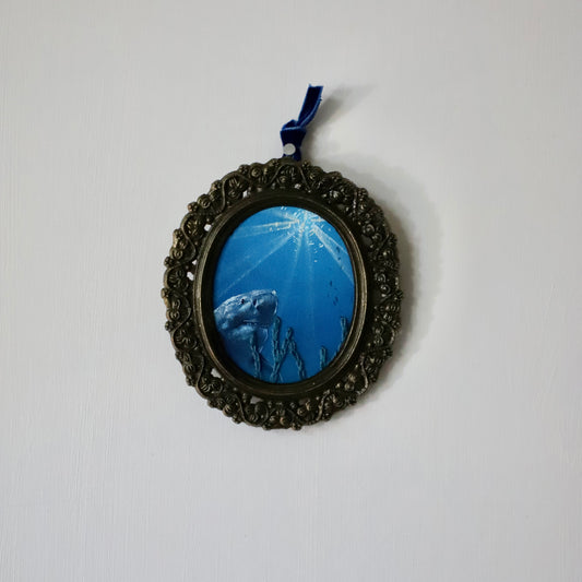 Great White - Mini framed embroidery