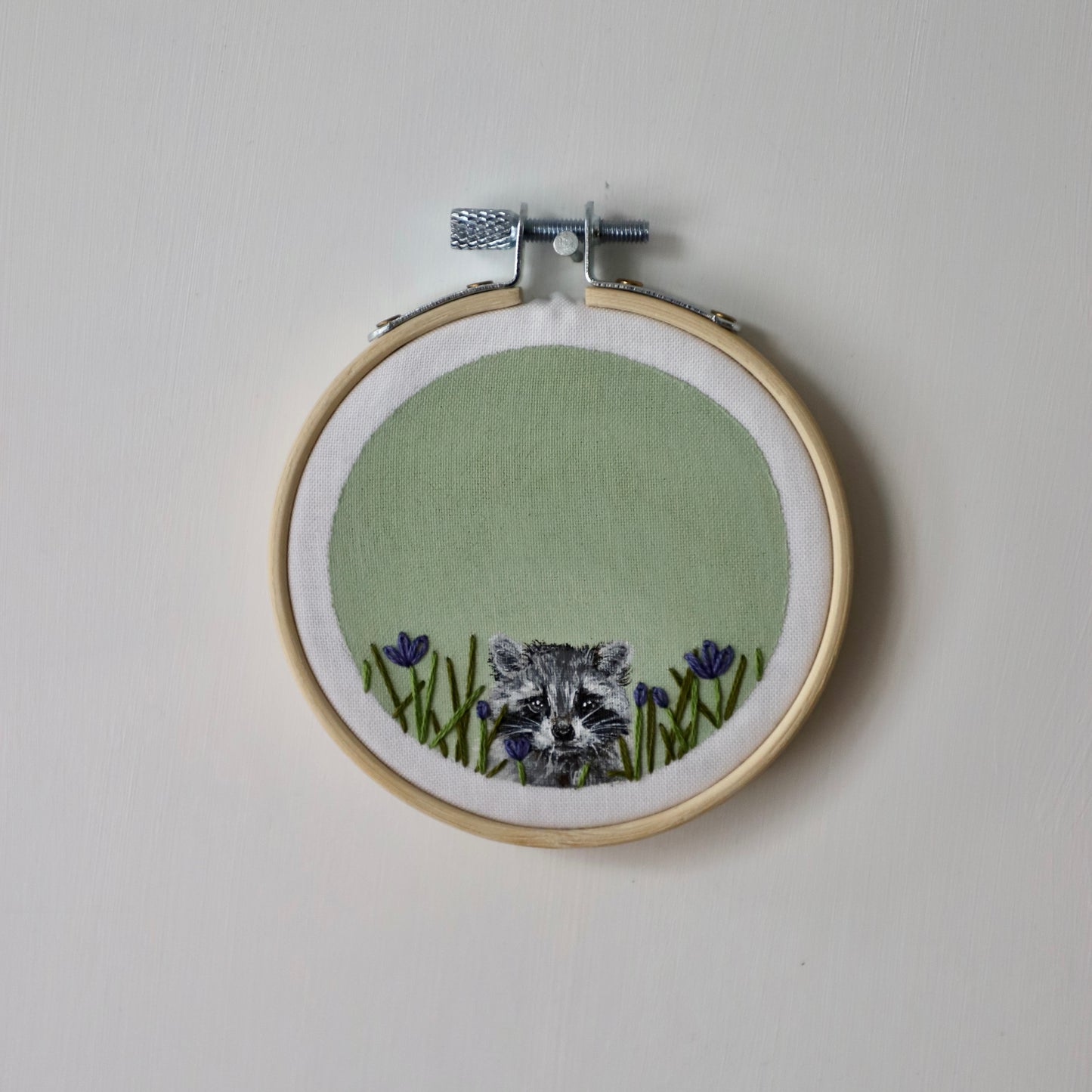 Raccoon Embroidery - 3"