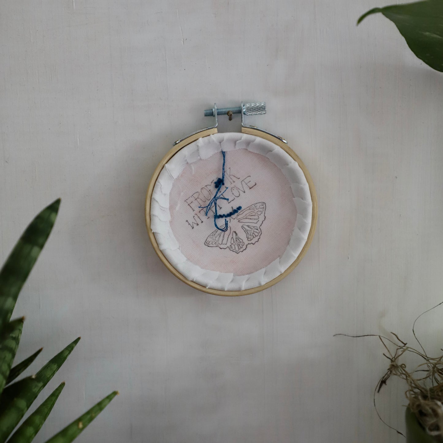 Boa Embroidery - 3"