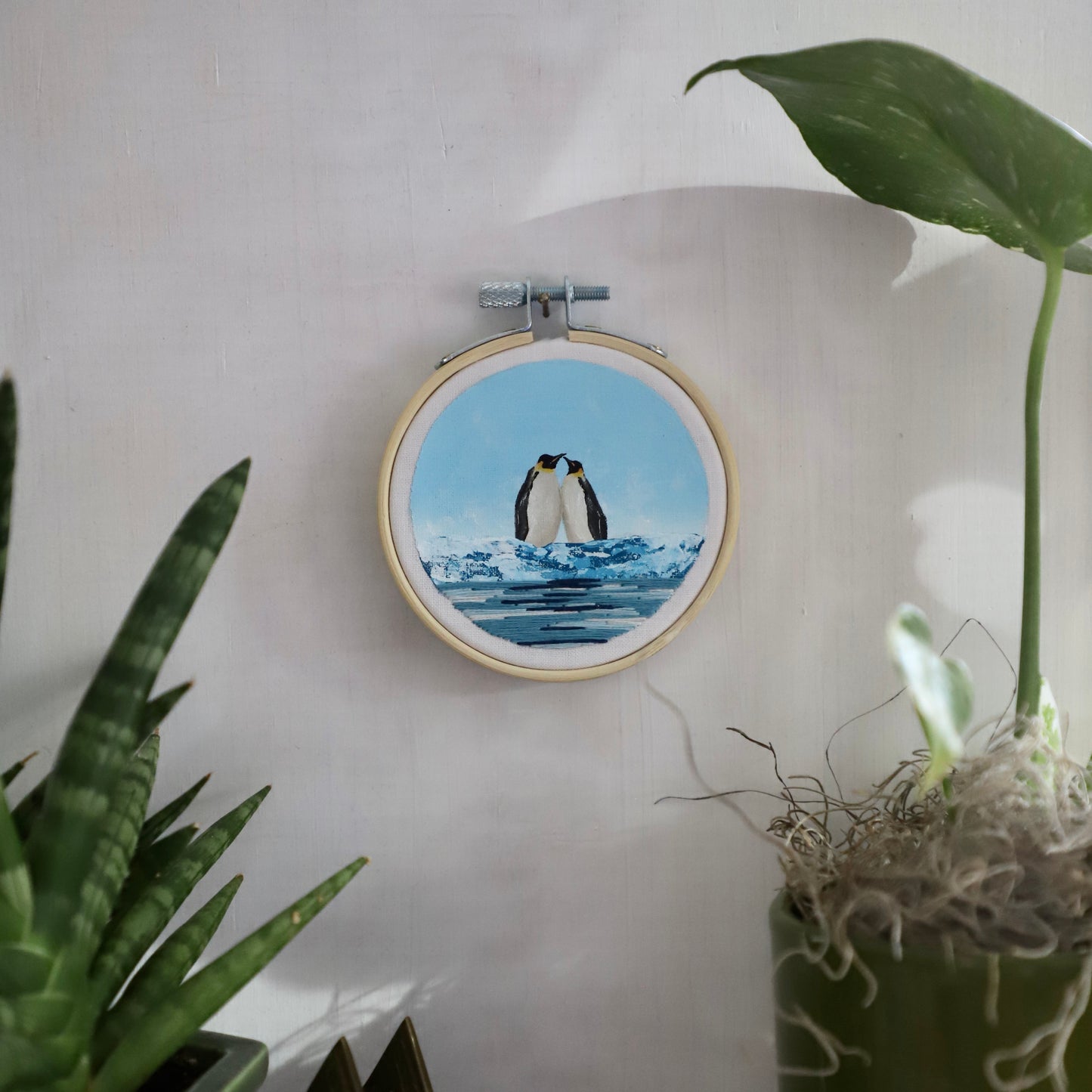 Emperor Penguin Embroidery - 3"