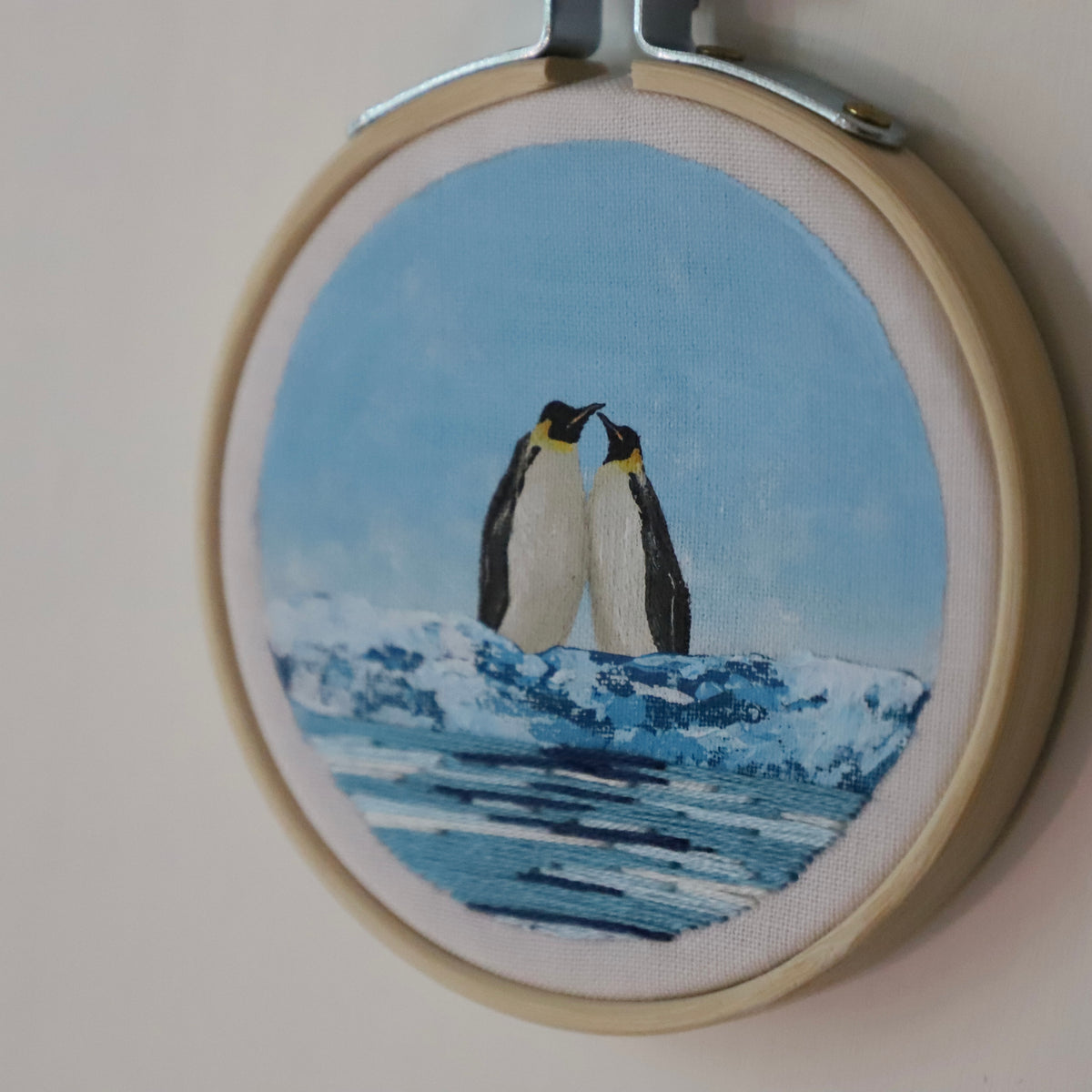 Emperor Penguin Embroidery - 3"