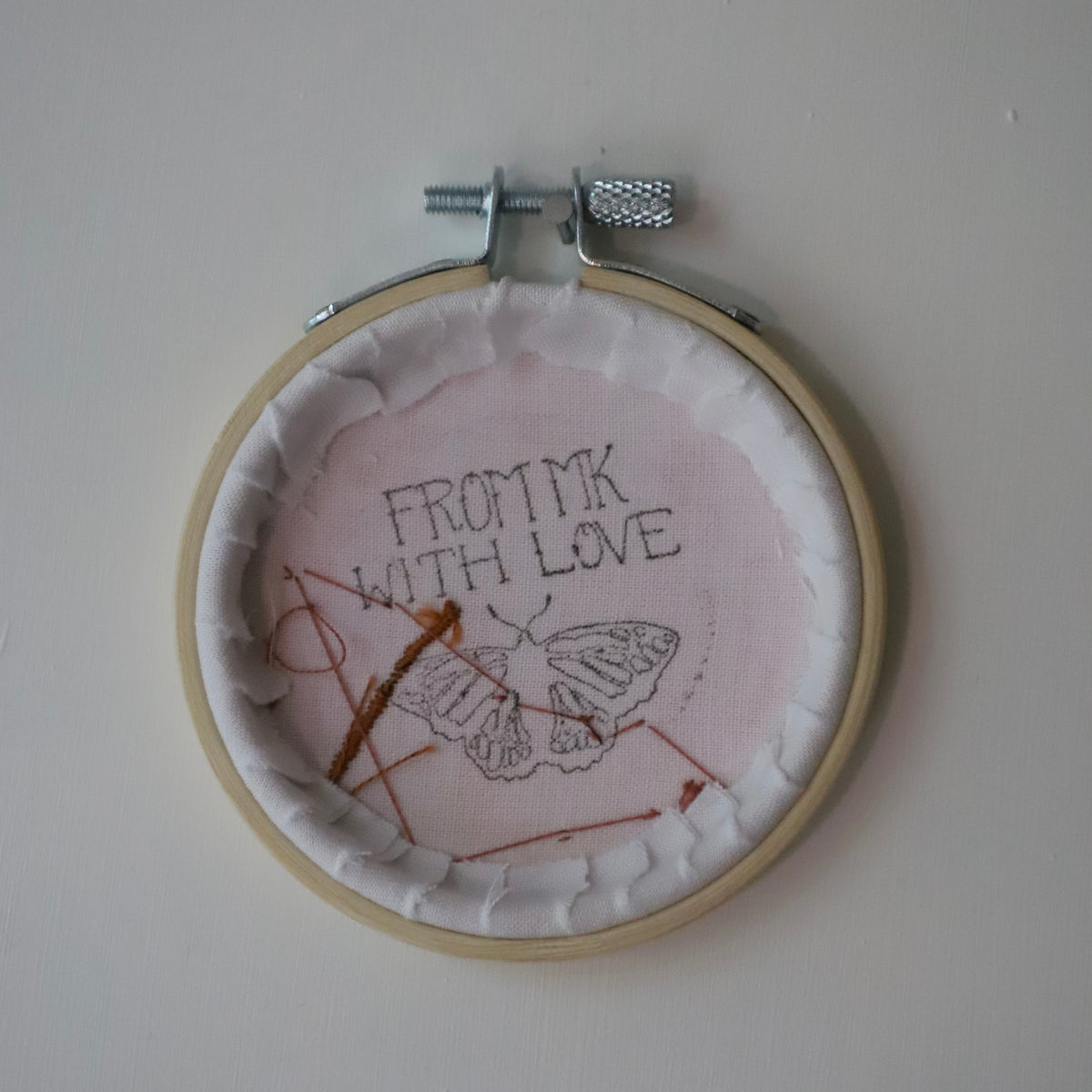 Giraffe Embroidery - 3"