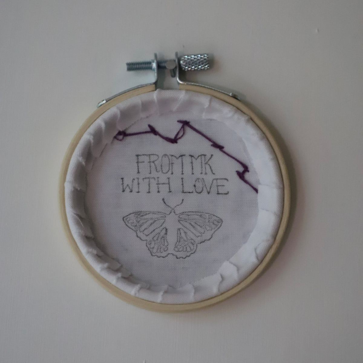 Jellyfish Embroidery - 3"