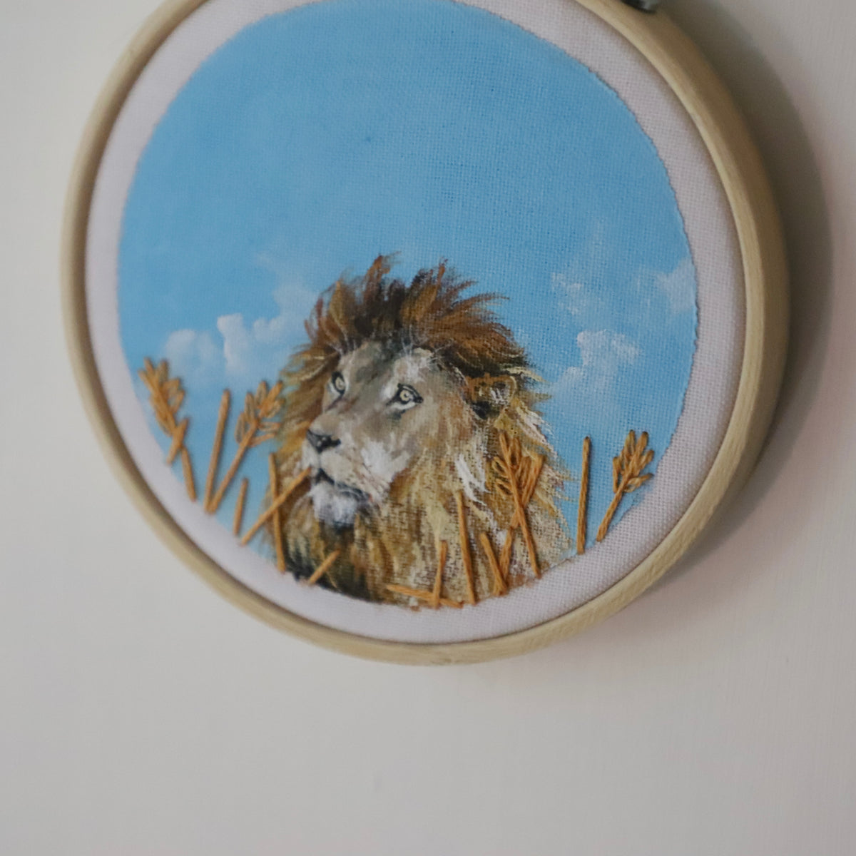 Lion Embroidery - 3"